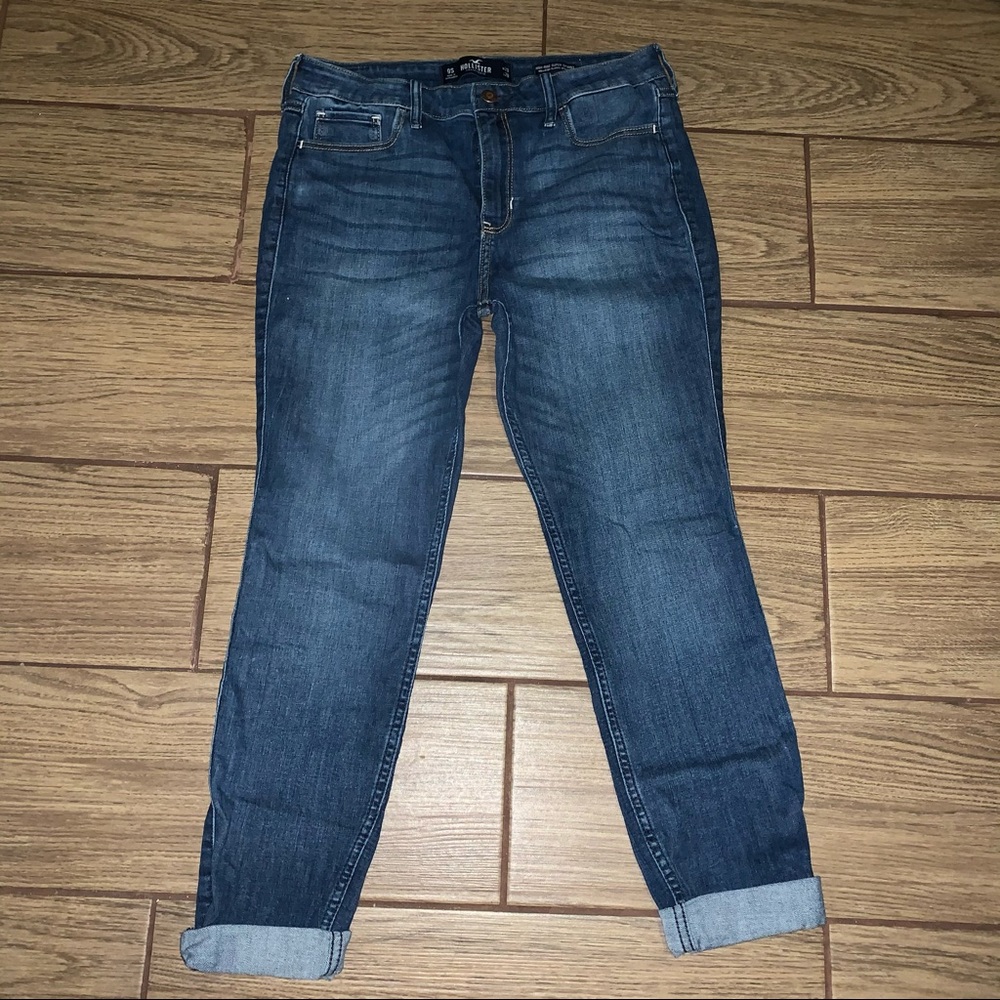 🌿HOLLISTER HIGH RISE JEANS🌿